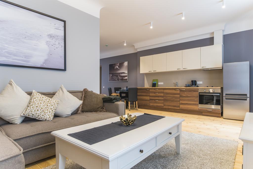 Colonel Suites & Apartments ريغا المظهر الخارجي الصورة